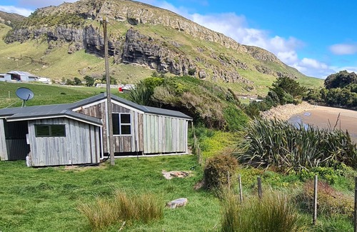 Anatori Cottage | Creighton's Cottage - Paturau River