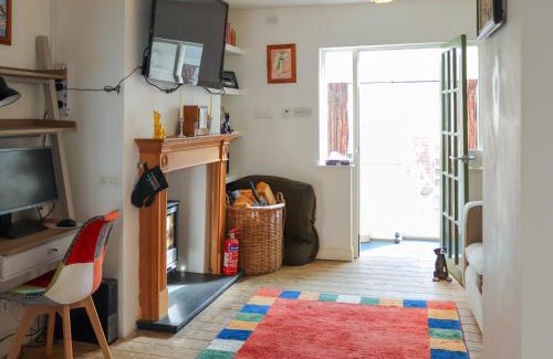 Newtown House | Crescent Cottage
