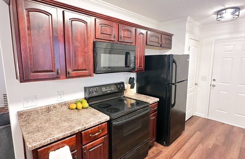 Tuscaloosa House | Crescent Gardens- Just 3 miles from UA