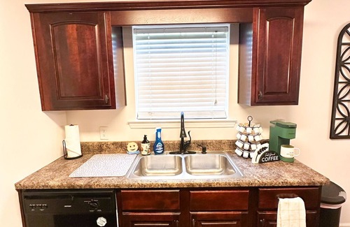 Tuscaloosa House | Crescent Gardens- Just 3 miles from UA