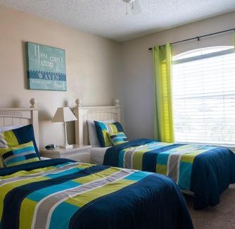 Crescent Lakes House | Crescent Lakes Villa