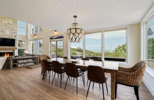 Crescent Beach House | Crescent Lookout Oceanfront with panoramic views