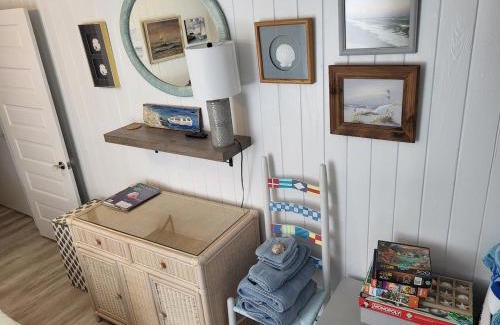 Crescent Beach House | Crescent Vintage Cottage