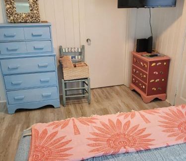 Crescent Beach House | Crescent Vintage Cottage