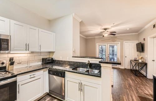 Old Fourth Ward Apartment | Crest At Midtown 4120 L 2 Bedroom 2 Bathroom