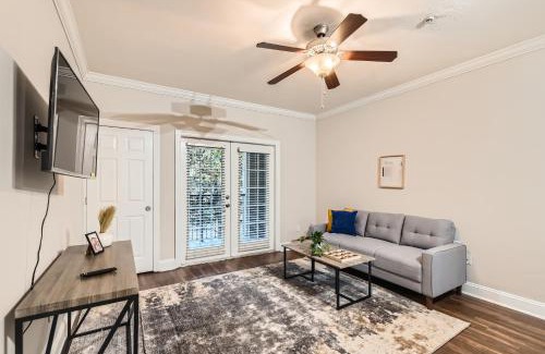 Old Fourth Ward Apartment | Crest At Midtown 4209 L 1 Bedroom 1 Bathroom