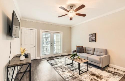 Old Fourth Ward Apartment | Crest At Midtown 4218 L 1 Bedroom 1 Bathroom