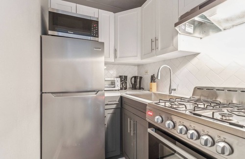 SoNo Apartment | Crest at Peachtree 1714 spacious 1 Bd 1 Bth