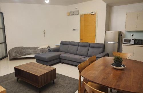 Kuala Lumpur City Centre Apartment | Crest residence