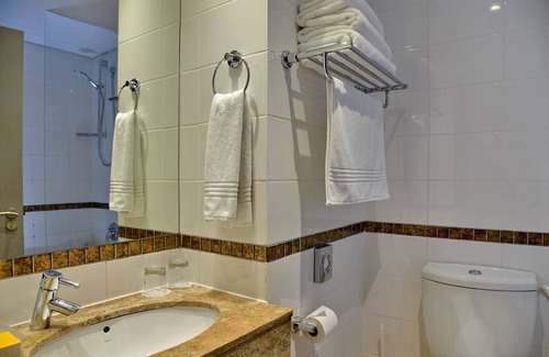 Cape Town City Centre Hotel | Cresta Grande Cape Town