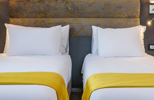 Cape Town City Centre Hotel | Cresta Grande Cape Town