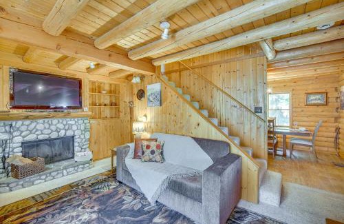 Cedarpines Park House | Crestline Area Vacation Rental Cabin with Decks!