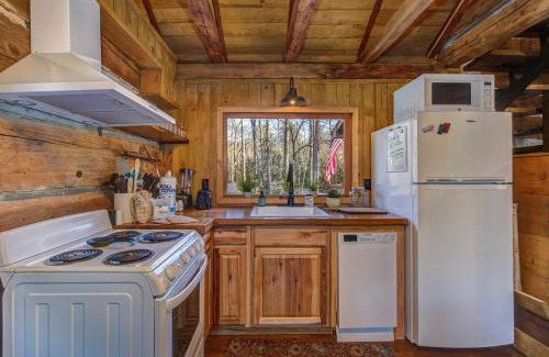 Cosby House | Cricket Hollow Lodge
