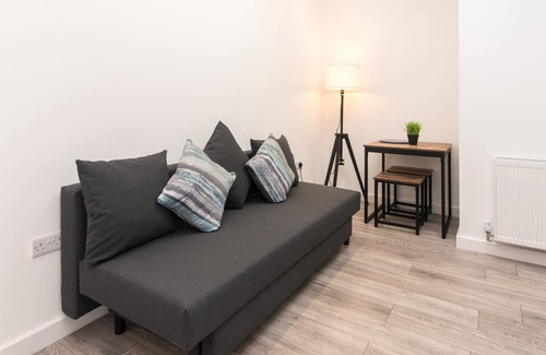 West Bridgford Apartment | Cricket View
