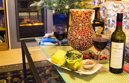 Katoomba Villa | Crimson Villa warm n cosy 2bdrm mountain getaway