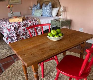 Grabouw Ski Chalet | Cripps Cottage, Cheverells Farm