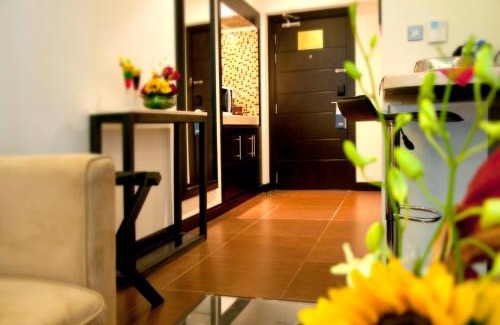 Madinat Zayed Hotel | Cristal Hotel Abu Dhabi