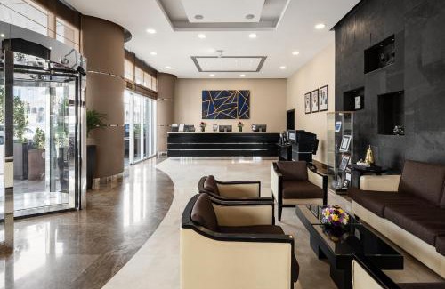 Madinat Zayed Hotel | Cristal Hotel Abu Dhabi