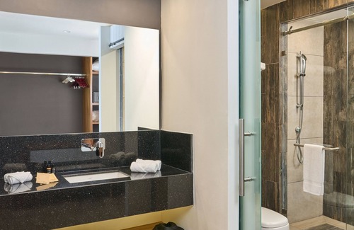 Chetumal Hotel | Cristalino Lagoon Front Hotel Restaurant & SPA