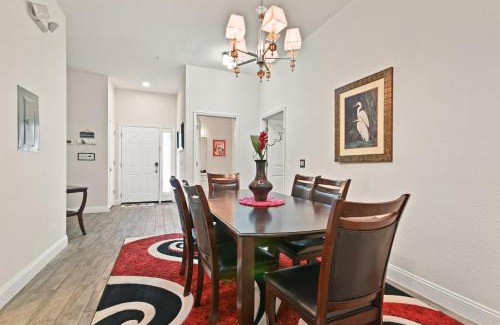 Bahama Bay Apartment | Cristina's Tropical Villa/Just minutes from Disney!