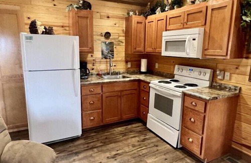 Bryant Cabin | critter corner · NO SUNDAY CHECK INS relaxing gated cabins hot tub