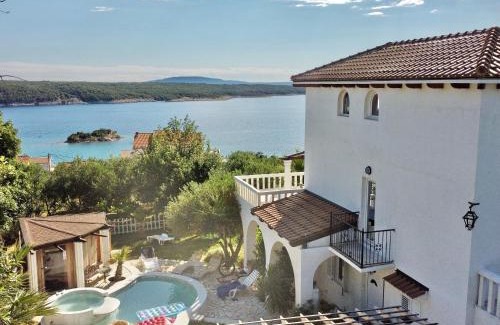 Rab Town Apartment | Croatia holidays with pool & sauna, near sandy beach - Rab Villa Agata