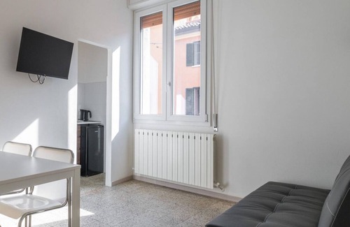Saragozza-Porto Apartment | Crocetta 2 2 Bella Bologna by Wonderful Italy