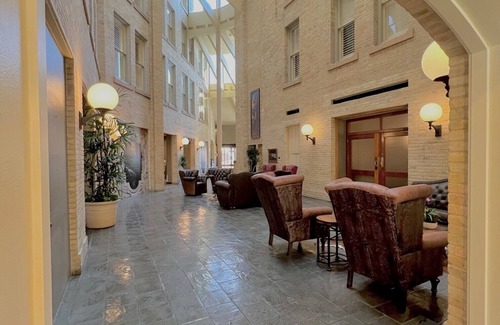 Downtown San Antonio Hotel | Crockett Hotel