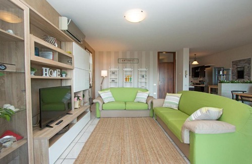 Soiano del Lago Apartment | Crocus 1 con piscina by Wonderful Italy