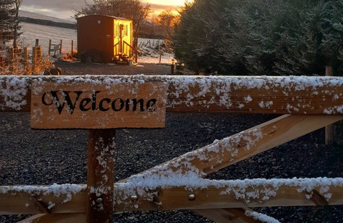 Keswick Cabin | Croft head Shepherd's hut on traditional Lakeland farm