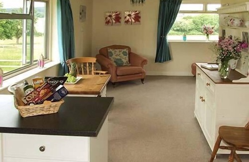 Aymestrey Apartment | CROFT VIEW, pet friendly, country holiday cottage in Kingsland