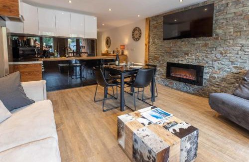 Meribel Centre Apartment | Croix des Verdons F2 Meribel Centre 180 from the ski pistes