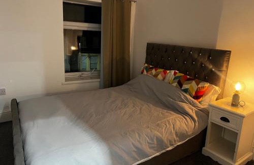 Waterloo Apartment | Crosby Marina Apartment