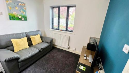 Stafford Apartment | Cross Court, Stafford by BELL Apartments