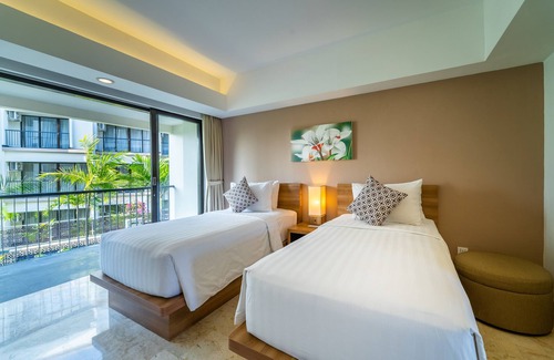 Raya Kuta Hotel | Cross Vibe Paasha Atelier Bali Kuta
