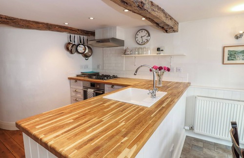Alston Cottage | CROSS VIEW COTTAGE, family friendly, with open fire in Alston