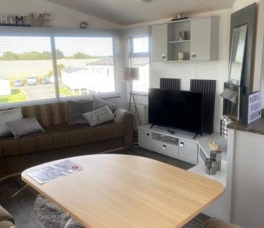 Morpeth House | Crossfield Lodge