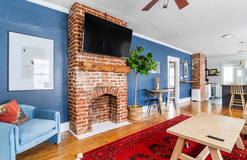 Crosstown House | Crosstown Gem in Midtown Memphis