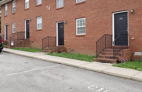 Crossville House | Crossville Townhouse close to downtown, Hwy 40, 2 Bedroom, 2.5 bath