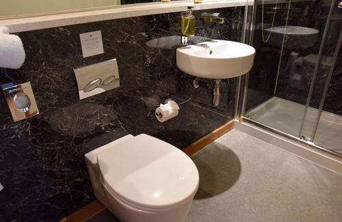 Huntspill Hotel | Crossways Inn