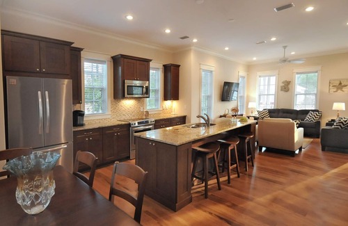 Lakeside at Blue Mountain Beach House | Crosswinds Beach House- Now booking Late Summer and Fall 2025. No Cleaning Fees