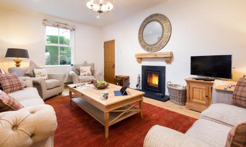 Keswick House | Crow Cottage