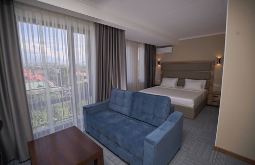 Bishkek Hotel | Crown Hotel