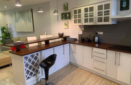 Kirula Apartment | Crown
