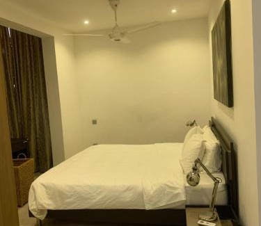 Kirula Apartment | Crown