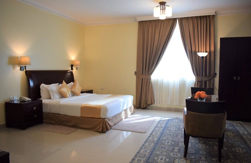 Ajman Hotel | Crown Palace Hotel Ajman