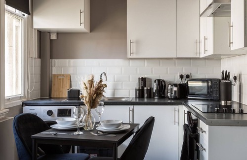 Halifax Apartment | Crown Street Aparthotel