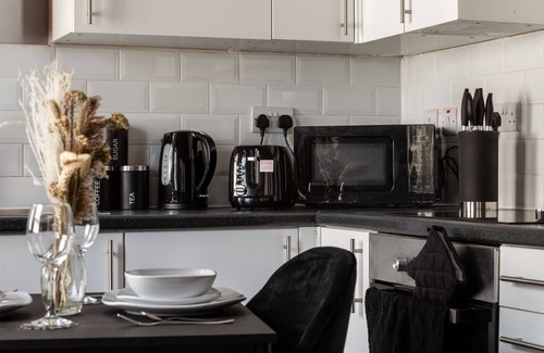 Halifax Apartment | Crown Street Aparthotel