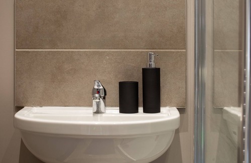 Halifax Apartment | Crown Street Aparthotel