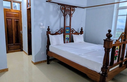 Nungwi Hotel | Crown View Hotel
